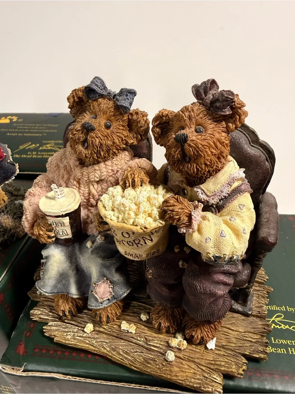 The Boyd’s  Bears Figures Lot 4 Includes Boxes - James Rachel Mark Bailey